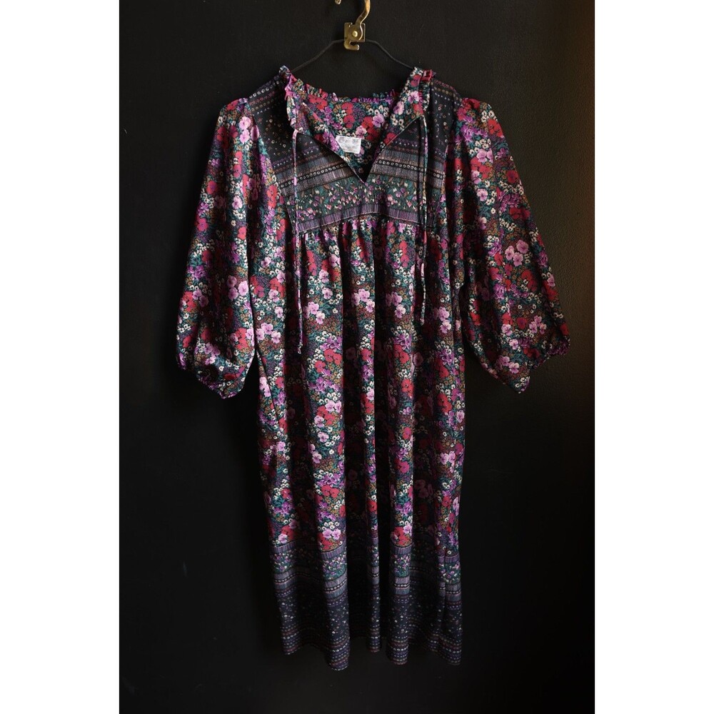 Vintage 70s Dark Floral House Kaftan Dress Lorac Original Cottagecore Prairie